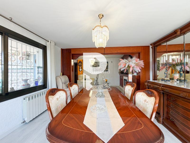 Foto c801a5c6-cb26-4398-b770-de0c87fd38fc. Casa a carrer d'angel guimerà 18 a Papiol (El)