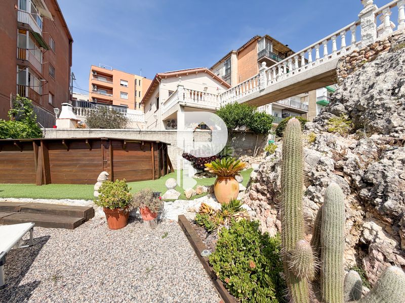 Foto ff61b3eb-77a4-4ea0-bc8c-f526c826870e. Casa a carrer d'angel guimerà 18 a Papiol (El)