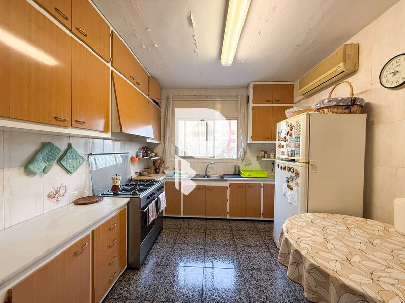 Foto d8352126-0e3c-4cbd-bb9b-3efce97c22e2. Casa amb xemeneia calefacció aparcament a Sant Vicenç dels Horts