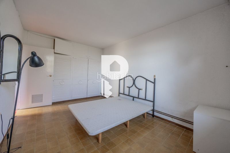 Foto db905f9b-c1e3-41b4-a072-6a1e072b64df. Casa amb xemeneia calefacció aparcament piscina a Pallejà