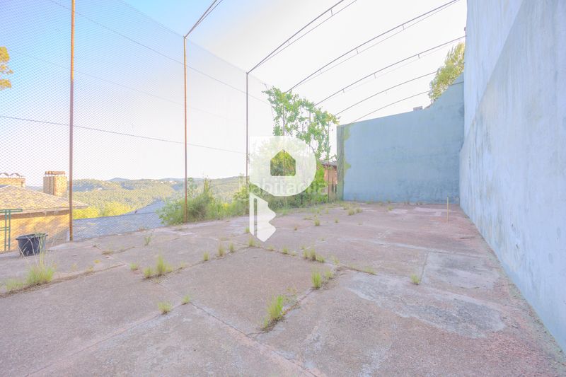 Foto ebd59180-c1d3-4a82-a569-5a0ce1a5e075. Casa amb xemeneia calefacció aparcament piscina a Pallejà