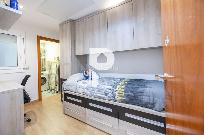Foto 387c8c86-6b0e-4c11-89df-94213fd6e8e3. Etagenwohnung mit heizung in Sant Vicenç dels Horts
