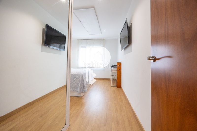 Foto b8a70614-61b0-4849-9164-82b633bc42f2. Etagenwohnung mit heizung in Sant Vicenç dels Horts