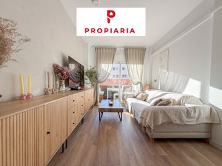 Appartamento in Hostafrancs. Piso reformado con balcón