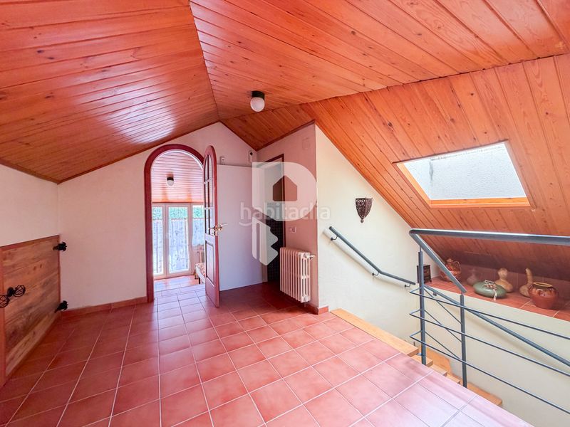 Foto 74f289ea-c488-48f0-a0b2-530a603ca9b5. Casa amb calefacció piscina a Can Rial Esparreguera
