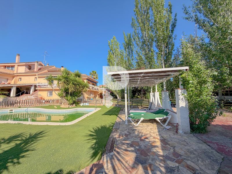 Foto d8e5e7e7-de2b-468a-8442-af5cc2e54e1b. Casa amb calefacció piscina a Can Rial Esparreguera