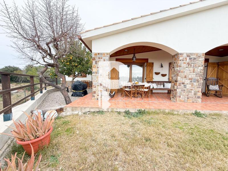 Foto 0471971a-593e-420f-ac37-e000c09cf883. Chalet preciosa casa con terreno y loft en Sant Muç Rubí