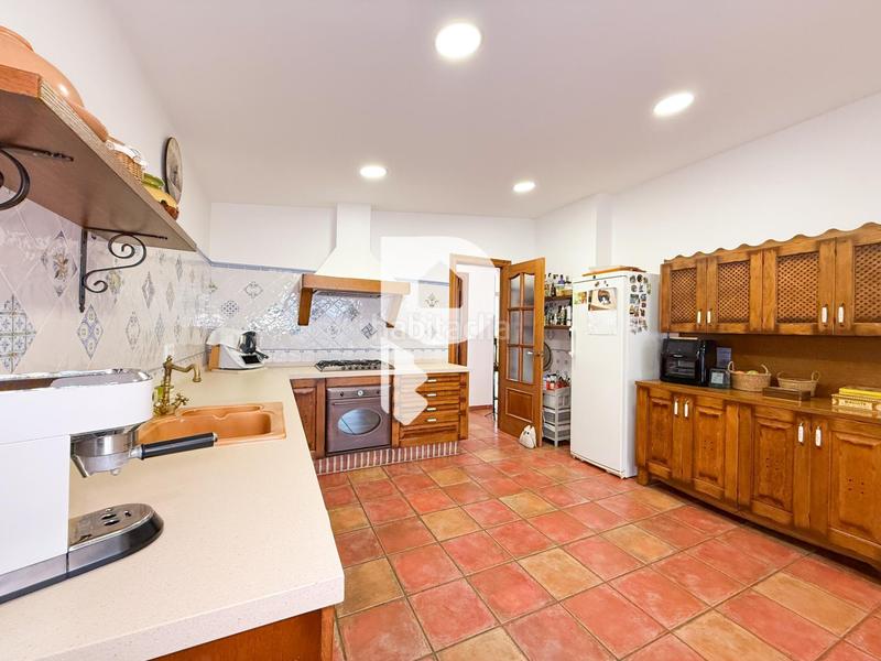 Foto 38e574fe-1351-4d6d-a5c3-a86858f058be. Chalet preciosa casa con terreno y loft en Sant Muç Rubí