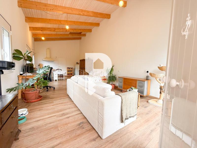 Foto 5d443ddd-a04d-4cdd-b14f-fff2ec1a20d4. Chalet preciosa casa con terreno y loft en Sant Muç Rubí