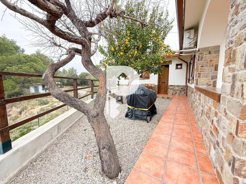 Foto 84a26ede-3f59-4a3f-a253-9e2f59fbffec. Chalet preciosa casa con terreno y loft en Sant Muç Rubí