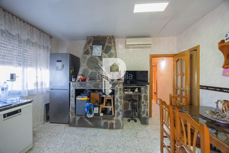 Foto 79631d9e-6c84-4866-84f1-01a19cb21f4e. Casa amb calefacció piscina a Sant Andreu de la Barca