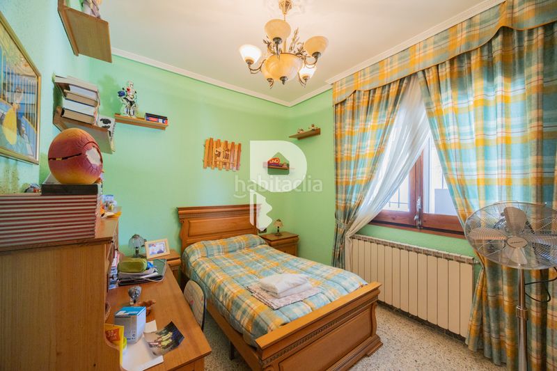Foto c413fcfd-1780-4bdb-a097-1dabe4a5b31c. Casa amb calefacció piscina a Sant Andreu de la Barca