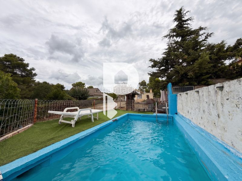 Foto ea8b3d26-b9ea-4a92-bf9b-aa324d3f82c0. Casa amb calefacció piscina a Vallirana