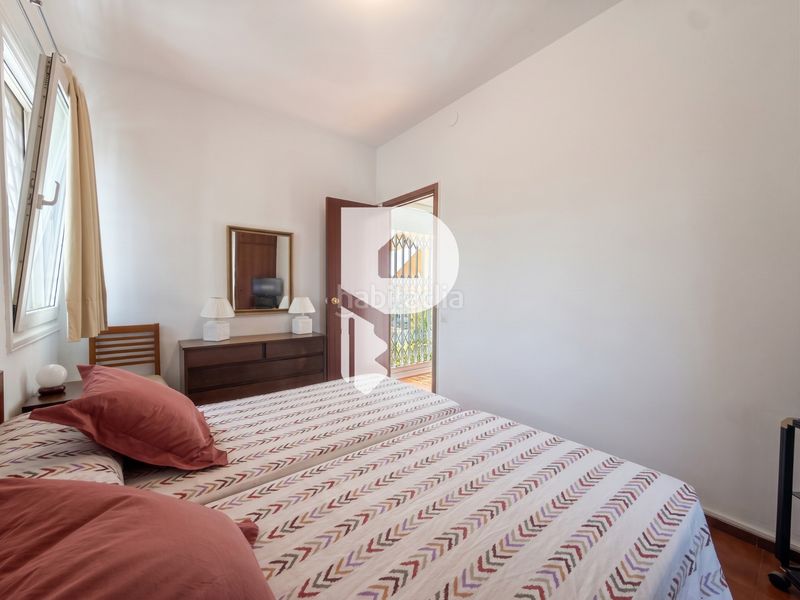 Foto 123ac868-458e-4fe3-831e-bd2dd28263bf. Casa  en una sola planta con terreno plano en Cervelló