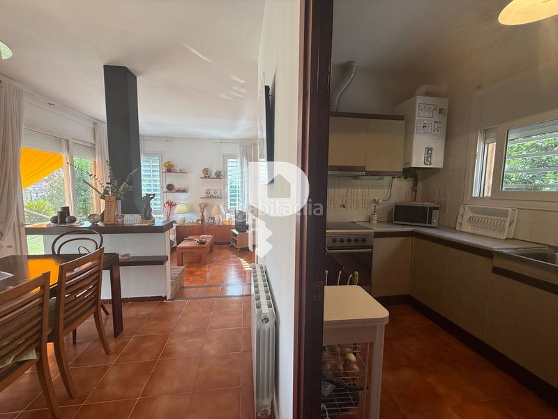 Foto 1e3d91c2-de52-4e81-a8bc-265aa28b6999. Casa  en una sola planta con terreno plano en Cervelló