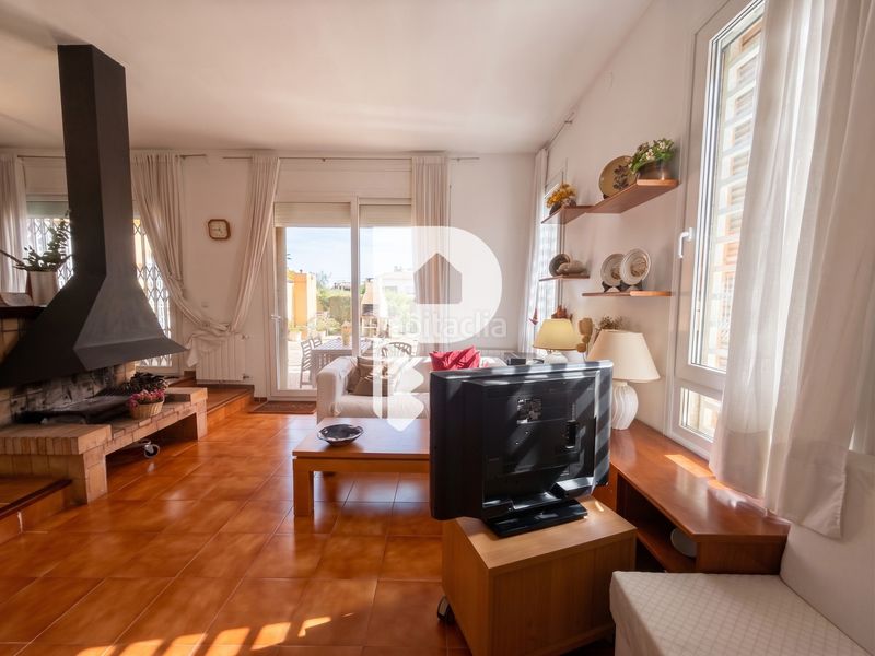 Foto ca2fdb13-c38f-4368-a456-4d9936fee1ab. Casa  en una sola planta con terreno plano en Cervelló