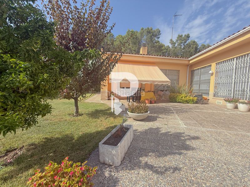Foto fb814fa3-dfa4-480d-8d17-d826fcc34cf4. Casa  en una sola planta con terreno plano en Cervelló