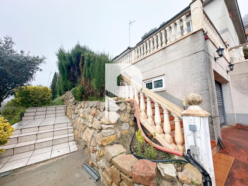 Foto c28d6ff6-5977-465d-82c1-1dcf0d7af57c. Maison dans vía barcelona 15 dans Pallejà