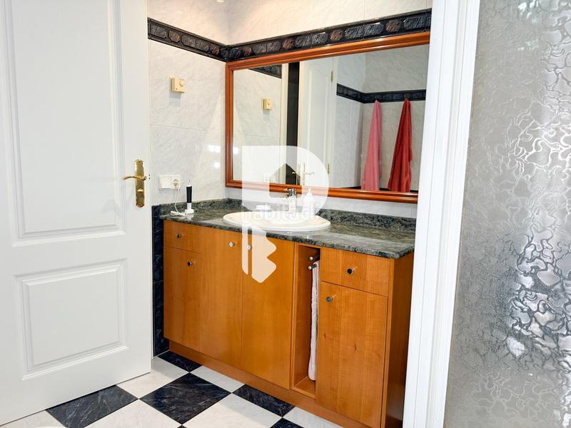 Foto e355b7b7-7f1c-4e4f-9f78-88cbee13587e. Maison dans vía barcelona 15 dans Pallejà