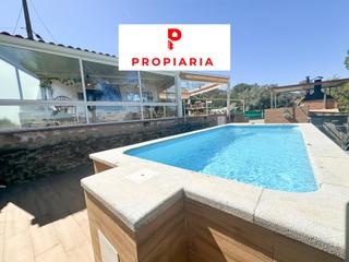 Casa a Sant Vicenç dels Horts. Bonita casa reformada con piscina