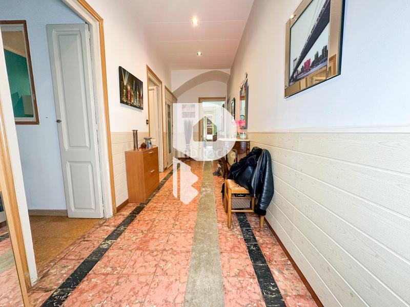 Foto 13e59074-86ee-4915-aaae-cd9e5b5d8d67. Casa in barcelona 13 in Centre Rubí