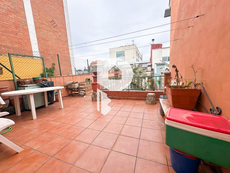 Foto 8f59d5bc-3fe8-4b4f-8ae8-31de891a3b8e. Casa in barcelona 13 in Centre Rubí