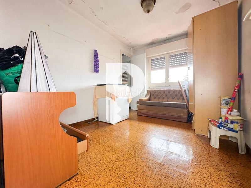 Foto afb7025a-5ba5-4746-86dd-6f38b00026a7. Casa in barcelona 13 in Centre Rubí