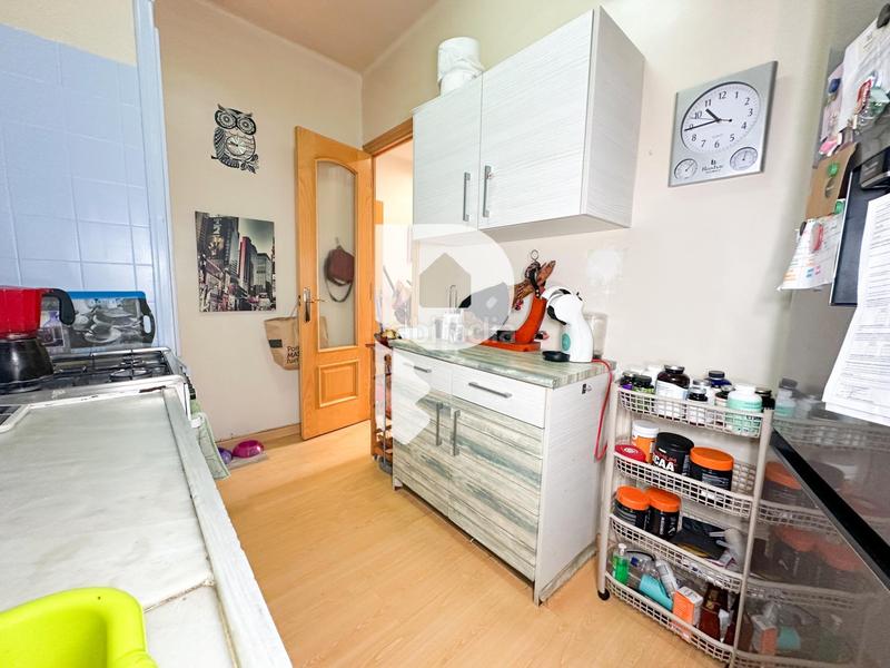 Foto b502da02-f7e6-4331-82f4-cbe32791071c. Casa in barcelona 13 in Centre Rubí