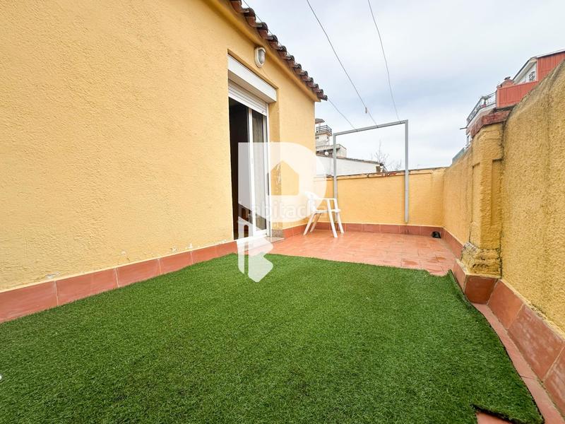 Foto eeb78d04-c213-4279-a0b5-fbd6624a4afd. Casa in barcelona 13 in Centre Rubí