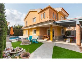 Xalet  Ciudad de bariloche. Chalet unifamiliar en venta altorreal