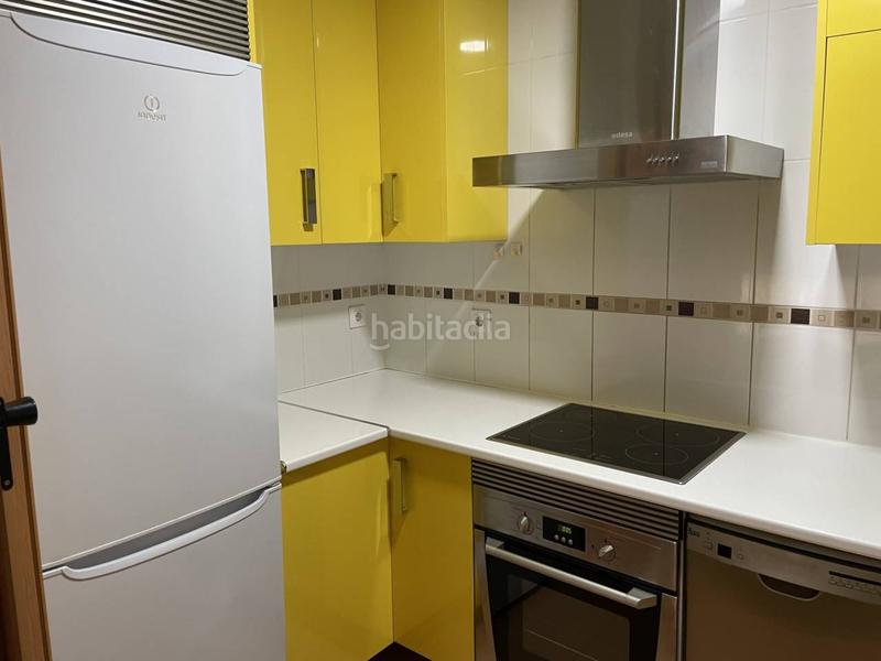 Foto 0bb5b3d3-65ff-4625-8efb-b41674bd5731. Piso apartamento en rondo sur en Carretera de Sevilla - Los Montitos Badajoz