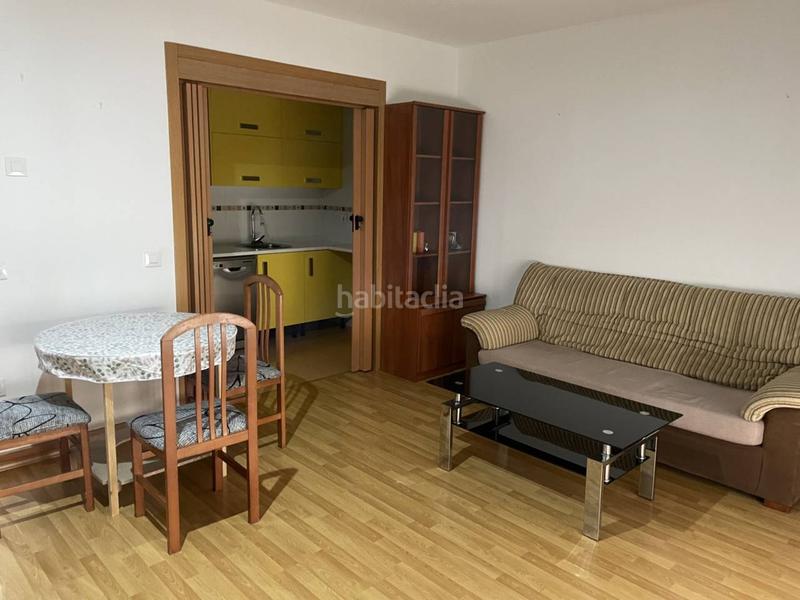 Foto 616c4c68-77ad-4527-af52-58e06f393418. Piso apartamento en rondo sur en Carretera de Sevilla - Los Montitos Badajoz