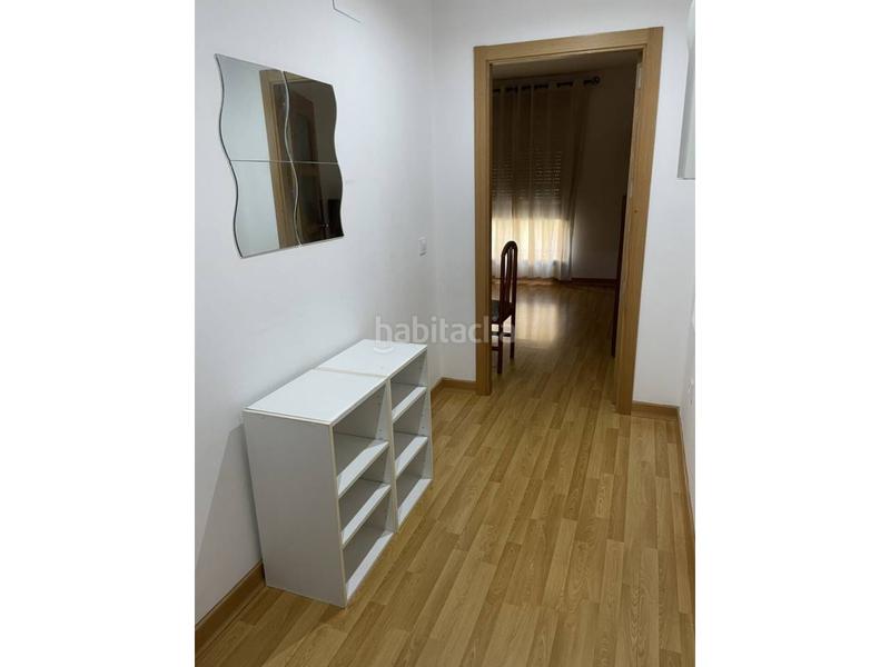 Foto 9ccff652-34a8-4873-a652-95c3d4efeac5. Piso apartamento en rondo sur en Carretera de Sevilla - Los Montitos Badajoz