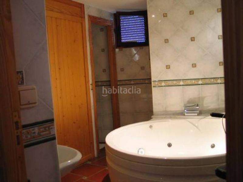 Foto 50dacd4d-47fc-4b0d-acbe-ec2ea4a94b4c. Edifici a Monterrubio de la Serena