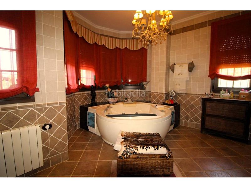 Foto 02375870-e953-4449-bc14-76ab58a86718. Terreny residencial a Carretera de Sevilla - Los Montitos Badajoz