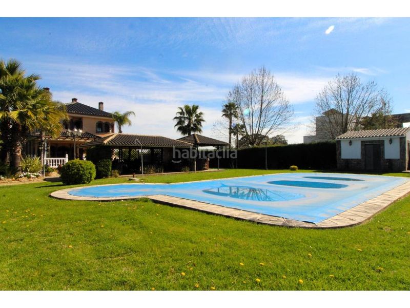 Foto 20180b67-3994-4703-aba1-dd45c2cb84f3. Terreny residencial a Carretera de Sevilla - Los Montitos Badajoz