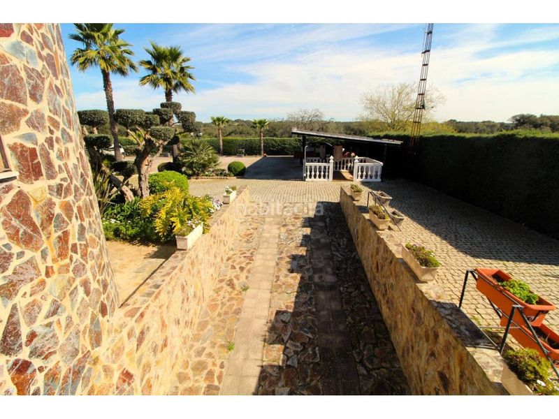 Foto 4c399658-185d-4094-9c8f-b73876c55ab1. Terreny residencial a Carretera de Sevilla - Los Montitos Badajoz