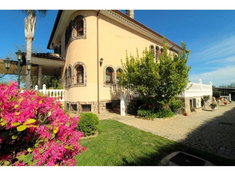Foto 5ea71b70-6ab4-4178-b931-51506a7e905e. Terreny residencial a Carretera de Sevilla - Los Montitos Badajoz