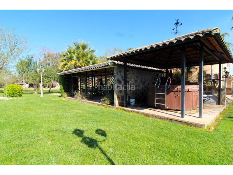 Foto 83d3abf0-fc3a-4721-b50b-5cd624494453. Terreny residencial a Carretera de Sevilla - Los Montitos Badajoz