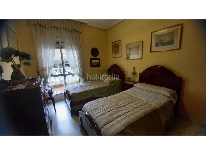 Foto 0ae81004-f779-4dec-97d1-fc7f48cbd682. Piso estupendo piso en zona de valdepasilla en Valdepasillas - La Paz - Huerta Rosales Badajoz