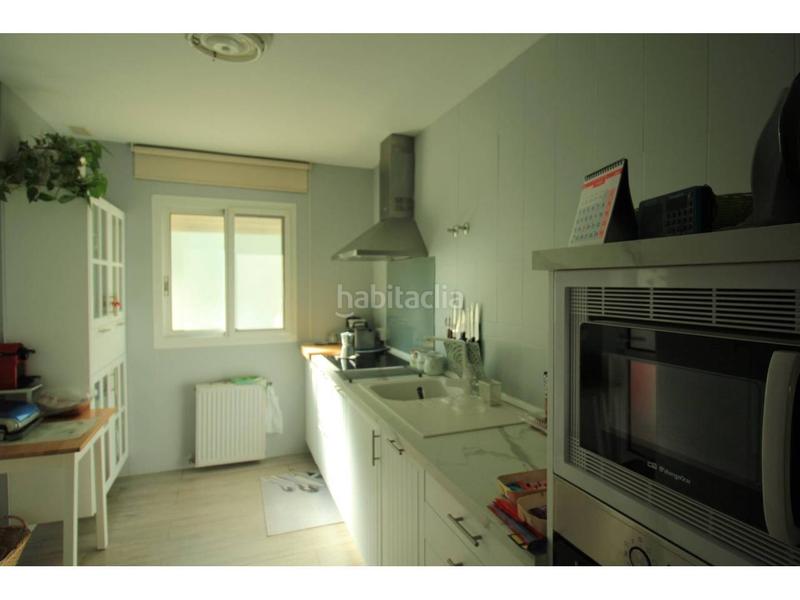 Foto e2a8b801-40c3-4253-a2f6-a033d2286295. Piso estupendo piso en zona de valdepasilla en Valdepasillas - La Paz - Huerta Rosales Badajoz