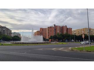 Appartement à Maria Auxiliadora - Barriada de Llera. Gran piso en sinforiano madroñero