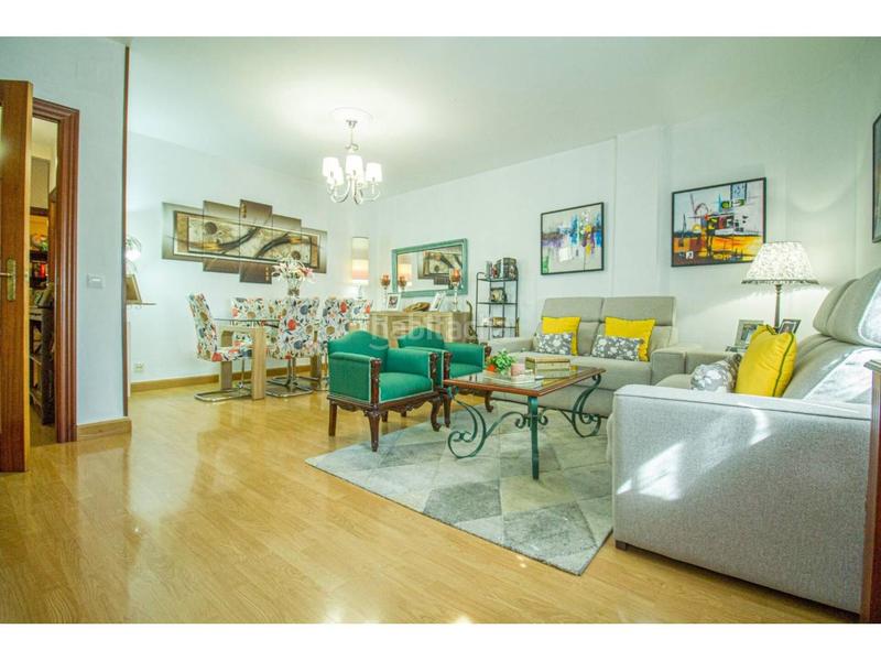 Foto 1b6058b7-f98b-4784-b7e9-56c82d18616b. Flat in Santa Marina Badajoz