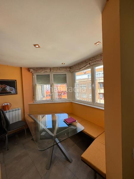 Foto 2f6b19ab-c99d-4784-9e63-1a73a38a00e6. Dúplex en calle fray luis de León 6 duplex ático en León