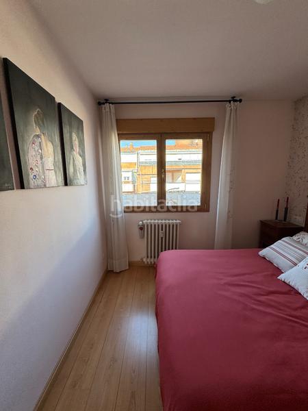 Foto 56fb2d06-e7e2-43f1-98c1-7aa52dd2f5bd. Dúplex en calle fray luis de León 6 duplex ático en León
