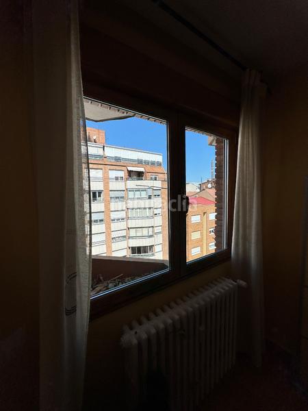 Foto 909b7fa6-1287-4179-9019-090562501925. Dúplex en calle fray luis de León 6 duplex ático en León