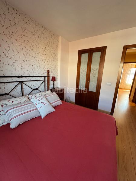 Foto e6ecd226-654a-4896-9f8d-6992efd54d11. Dúplex en calle fray luis de León 6 duplex ático en León