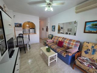 Apartament  Avenida de las américas. Piso acogedor en guardamar del segura - ¡tu refugio junto al mar