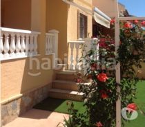 Foto 936f83f0-cb68-47e5-8f00-71cad6648292. Casa adossada amb calefacció aparcament piscina a Rojales