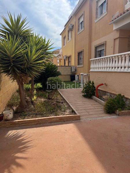 Foto fdd5a594-b86d-4e22-b4f9-e12901e88cdf. Casa adossada amb calefacció aparcament piscina a Rojales